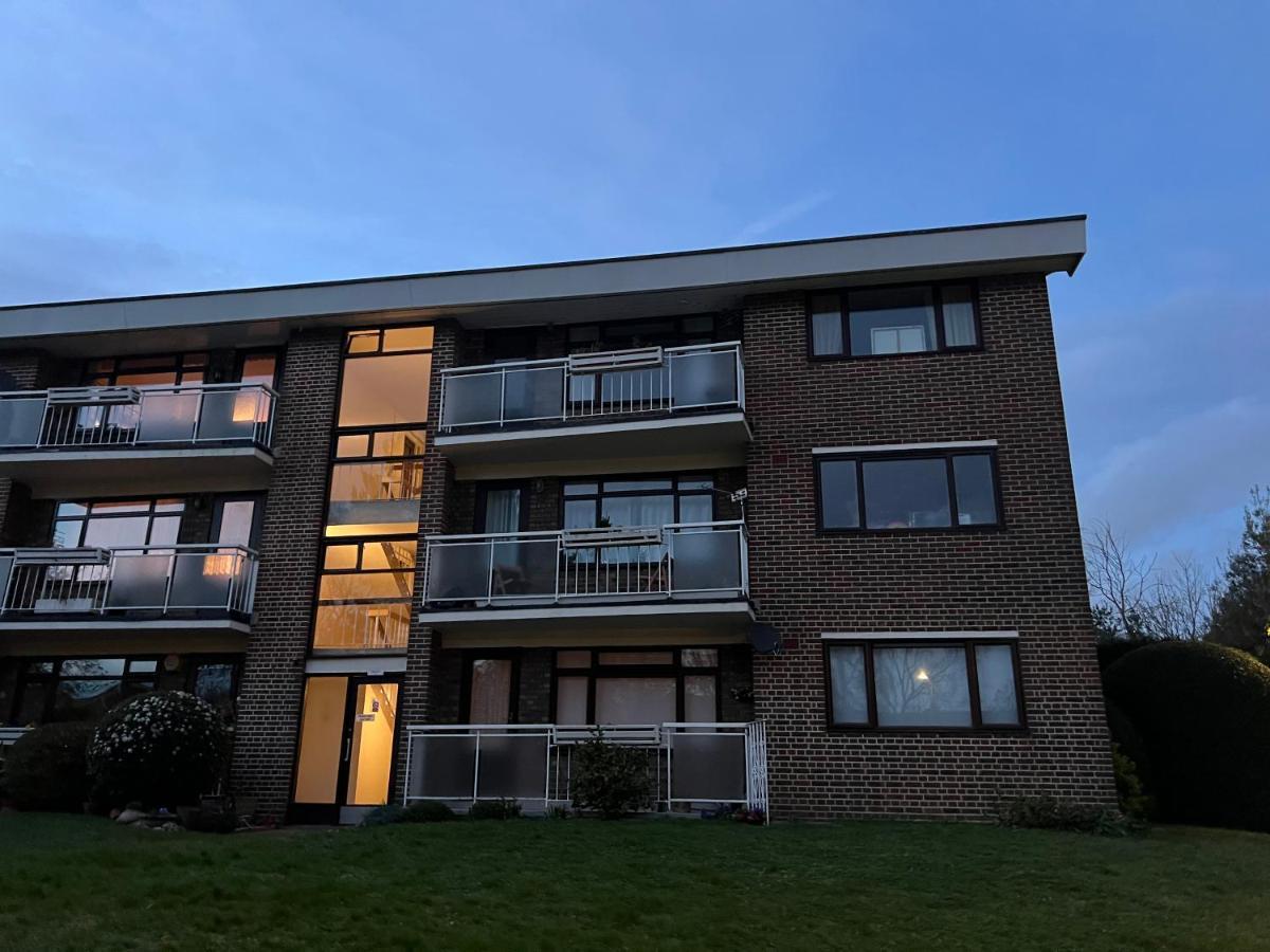 Maisonette Brecon Court Eltham Exterior photo